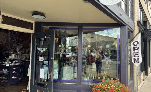 Pure Vibes Gifts and Wellness