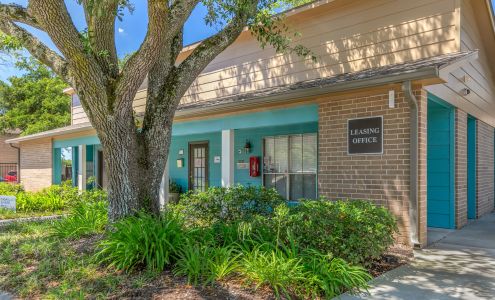 Bayou Oaks Apartments