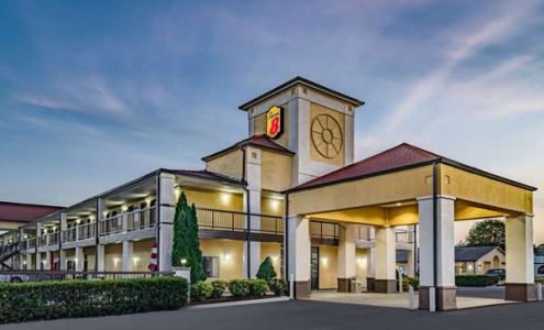 Super 8 by Wyndham Columbia