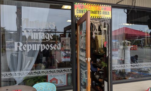 Through the Looking Glass Antiques and Collectibles