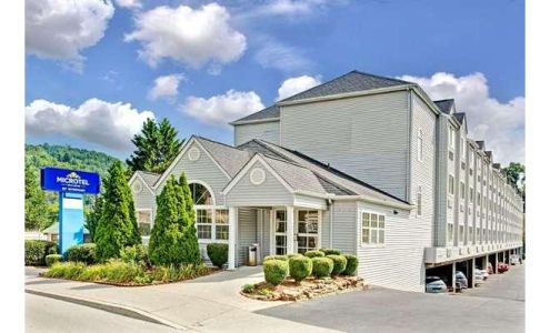 Microtel Inn & Suites by Wyndham Gatlinburg