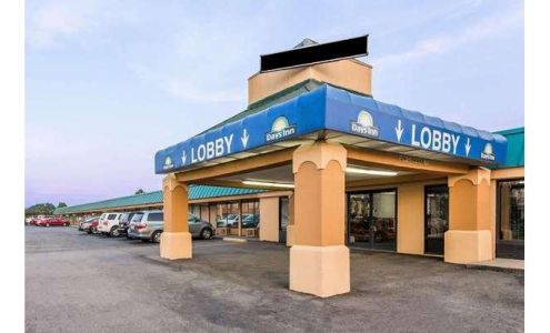 Days Inn by Wyndham Dickson