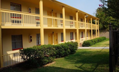 Travelers Inn-Sherman