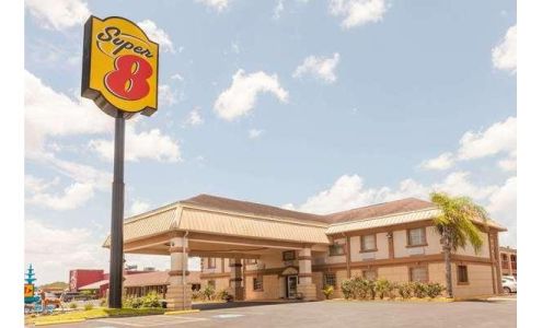 Super 8 by Wyndham Kingsville