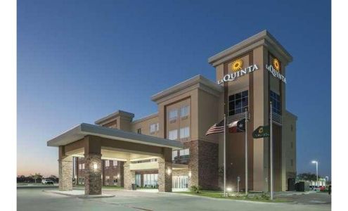 La Quinta Inn & Suites by Wyndham Kingsville