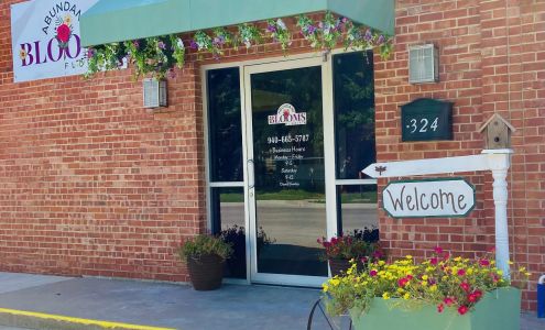 Abundant Blooms Florist 324 Lindsay St, Gainesville Texas 76240