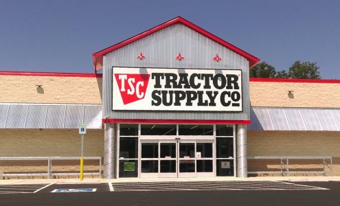 Tractor Supply Oneida