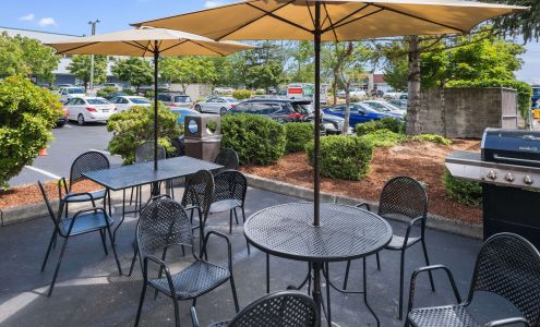 Quality Inn & Suites Silverdale Bangor-Keyport