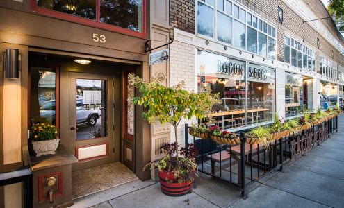 51 E Main Boutique Hotel/Condo