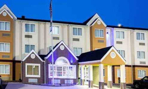 Microtel Inn & Suites by Wyndham Charleston WV