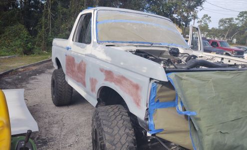 Capelo’s Garage and Sales