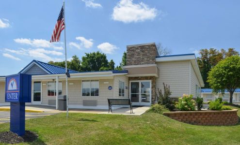 Americas Best Value Inn & Suites St. Clairsville Wheeling