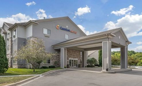 Comfort Suites Lake Geneva East