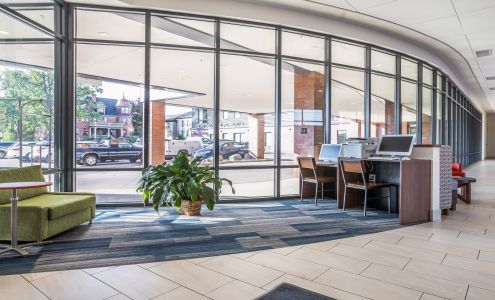 Holiday Inn Express & Suites Platteville by IHG