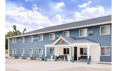 Super 8 by Wyndham Platteville