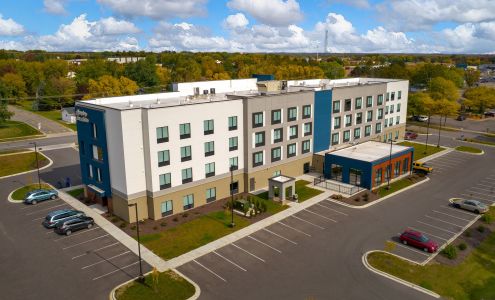 Hampton Inn & Suites Marshfield
