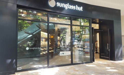 Sunglass Hut