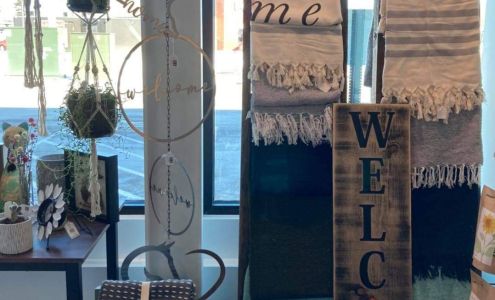 Weeping Willow Heartfelt Gifts