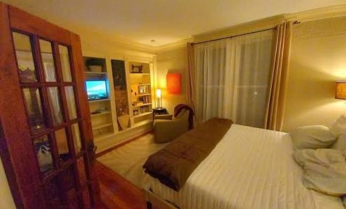 Lotus House by Eureka Zen