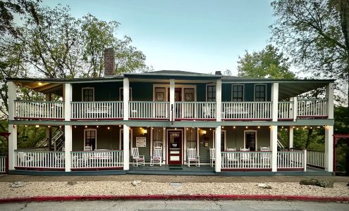 The Piedmont House Eureka Springs