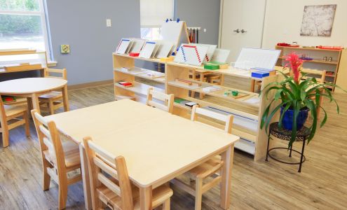 Guidepost Montessori at Fairfax