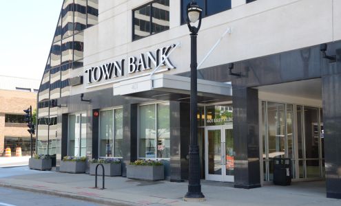 Town Bank Milwaukee