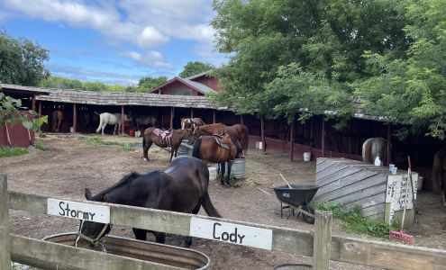 Kurtz Corral 5712 Howard Ln, Sturgeon Bay Wisconsin 54235