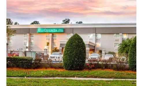 La Quinta Inn & Suites by Wyndham Jacksonville Mandarin