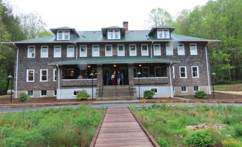 Blue Ridge Discovery Center Troutdale