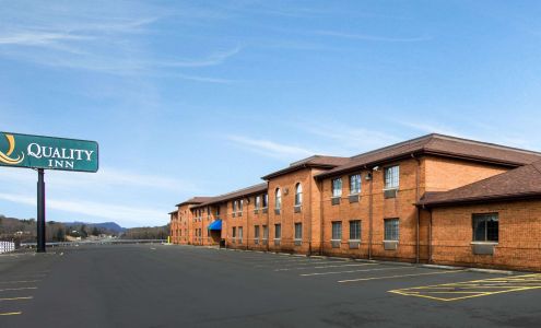 Quality Inn Summersville - New River Area Summersville