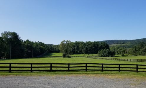 Equissage 15715 Southern Cross Ln, Round Hill Virginia 20141