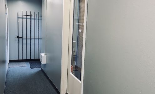 Skin & Roses Esthetics 311 W McGraw St, Seattle Washington 98119