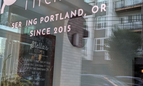 Stella's Kitchen on Williams