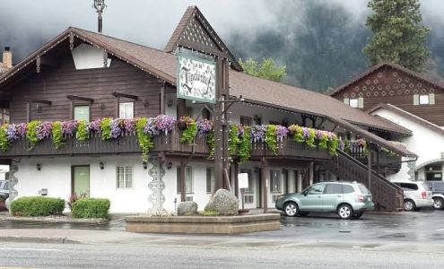 Linderhof Inn Leavenworth