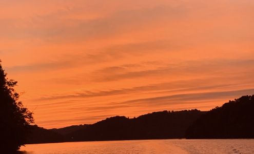 Norris Lake Front Rentals & Events LLC. Lake Front Tennessee Paradise! New Tazewell