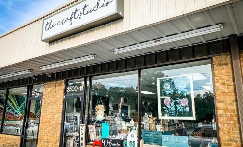 A Painted Home at the Craft Studio