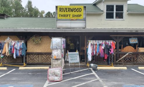 Riverwood Thrift Shop Barnesville