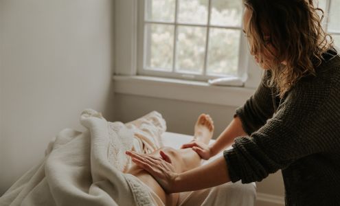 Lee Pepper, LMT 1496 Old Henderson Rd, Columbus Ohio 43220