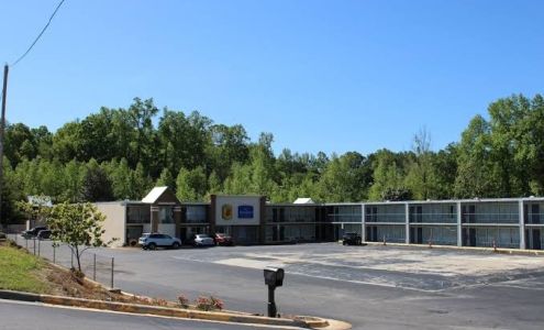 Super 8 by Wyndham Morganton