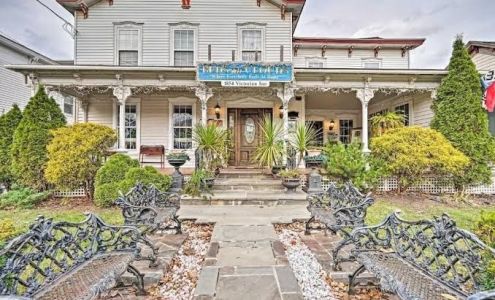 Beds on Clouds - Catskill Lodging Windham