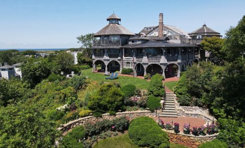 Land's End Inn Provincetown
