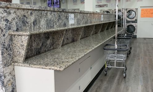 LaunderLand Coin Laundry