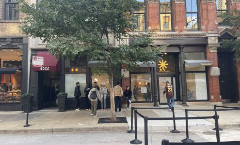 Sunnyside Cannabis Dispensary - River North
