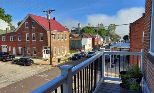 The Rafters Bed & Breakfast Hermann