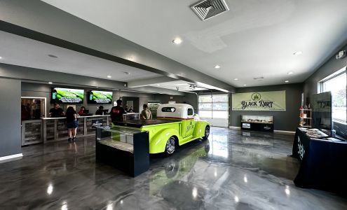 Black Dirt Cannabis Grower's Showcase New Hampton