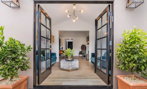 The Bienstock Group | Expert Los Angeles Real Estate