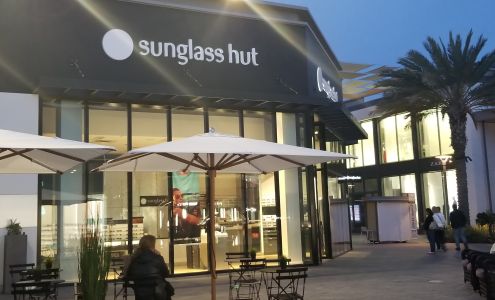 Sunglass Hut