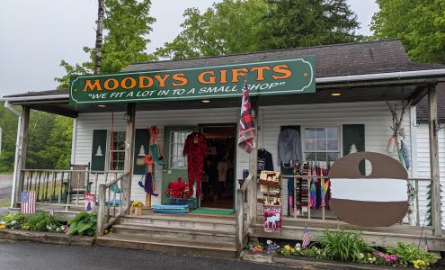 Moody's Gifts Waldoboro