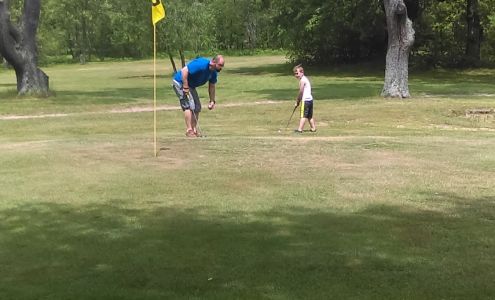Pleasant Meadows (Golf, Mini Golf, Disc Golf) Lake
