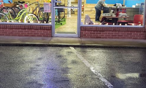 Cyclin'Nutz LLC Altavista